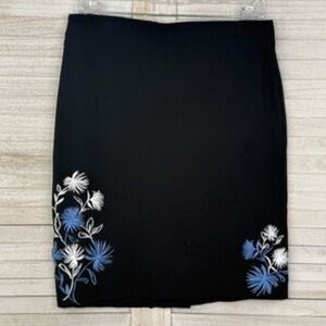 Roz & Ali Woman- Black Embroidered Midi Pencil Skirt- Size 2X